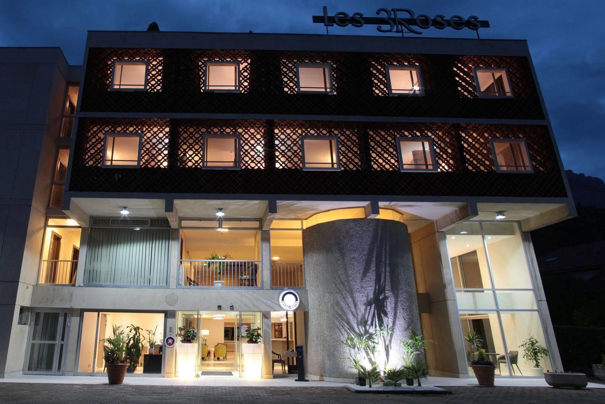 Hotel Les Trois Roses, Meylan Grenoble Exteriér fotografie