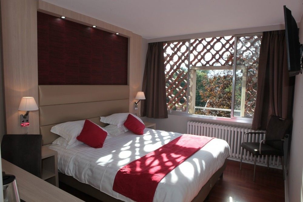 Hotel Les Trois Roses, Meylan Grenoble Exteriér fotografie